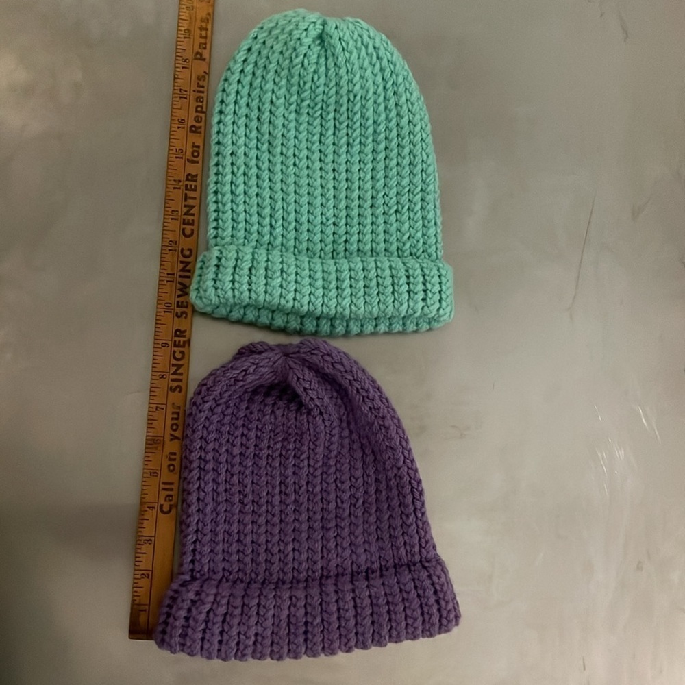 New toques - Picture 4 of 4
